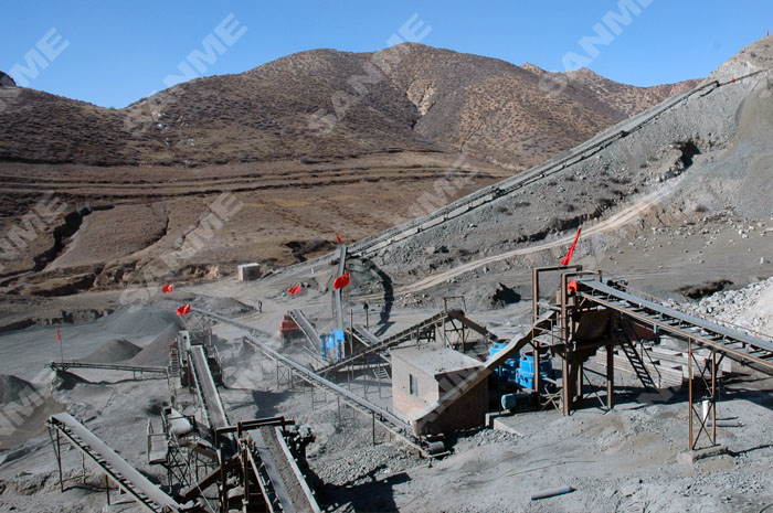 內蒙古時產100噸鐵礦石破碎生產線
