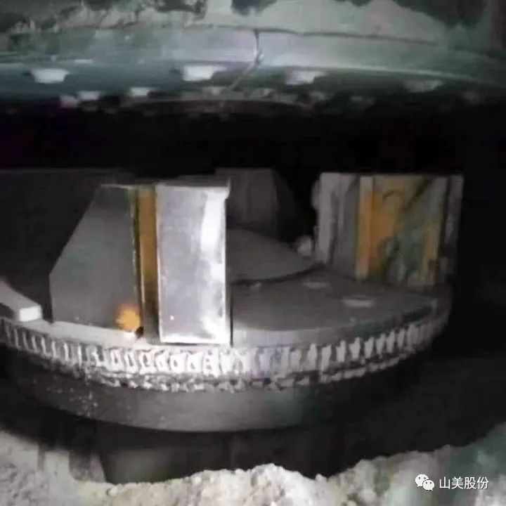 砂石協會報道！上海山美大進料、大產量立式沖擊破碎機（制砂機）成功用于東方希望骨料生產線升級改造項目！